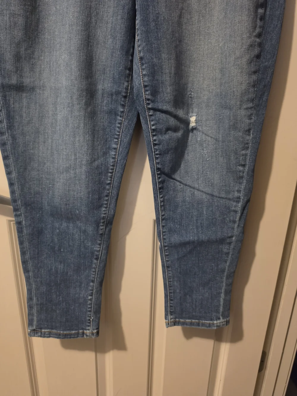 Lane Bryant Relaxed Boyfriend Jeans in Medium Wash Blue Sz 18